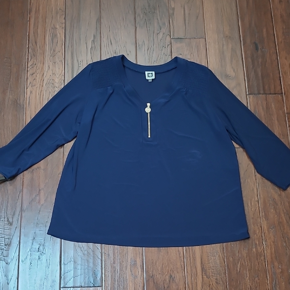 Anne Klein Navy Blue 3/4 Sleeve Blouse with Gold Zip-Front Detail size 1X